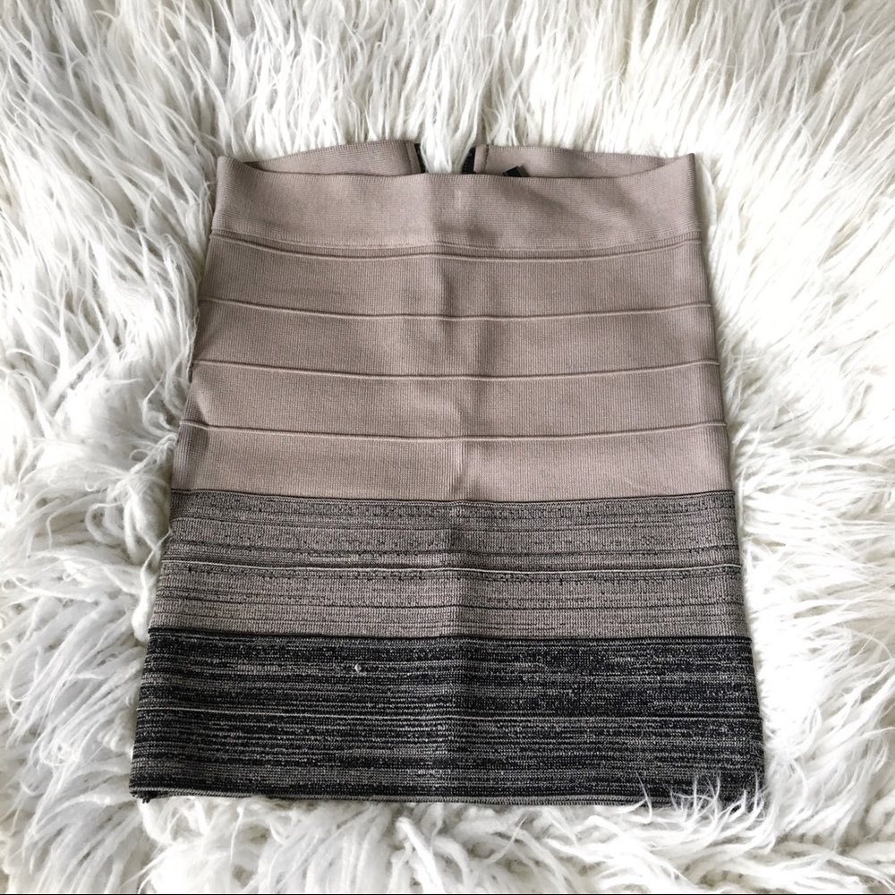 Guess Mini Skirt, Zipper on the Back, Size S